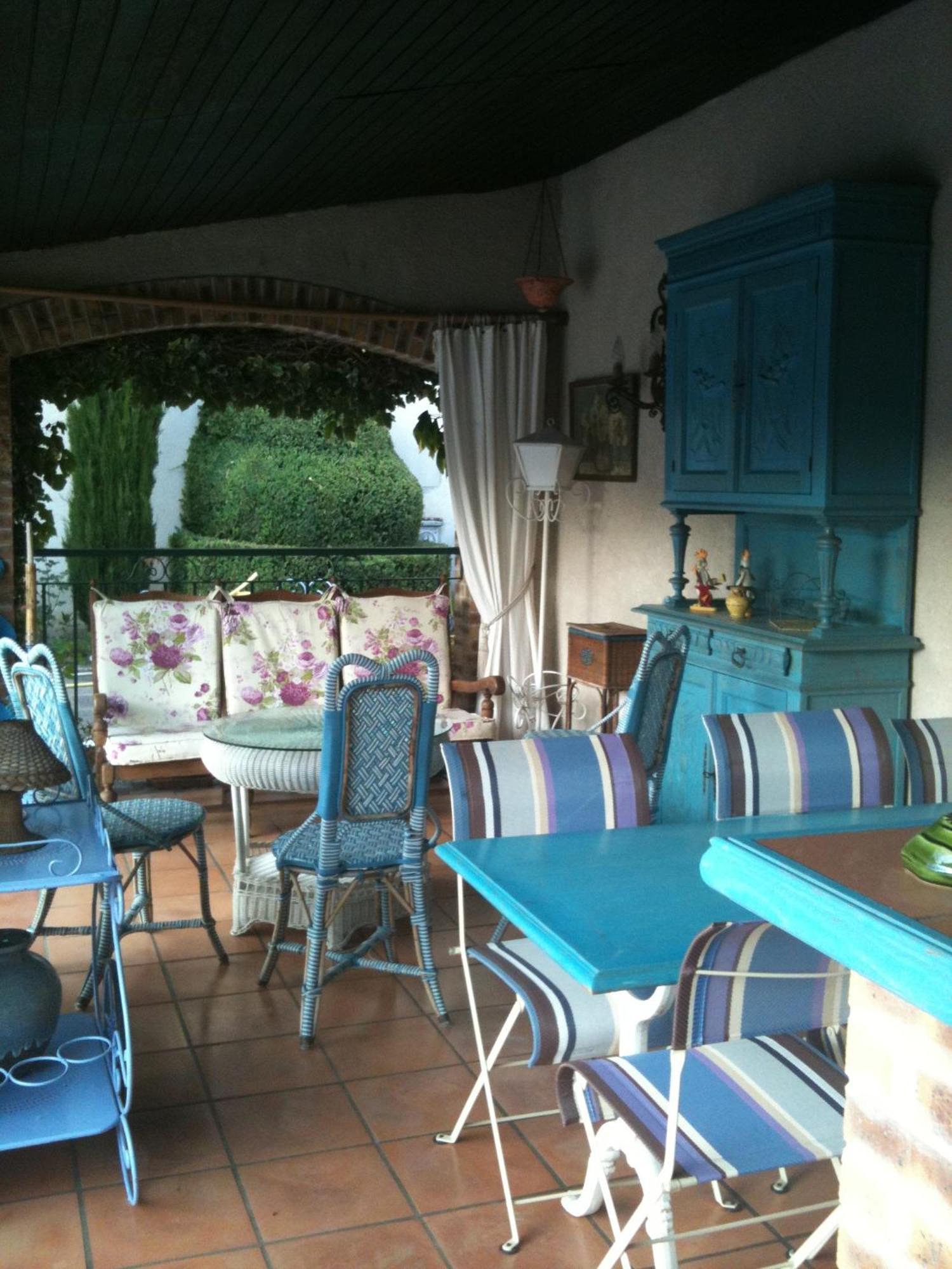 Au Fond De La Cour Bed & Breakfast Veyre-Monton Luaran gambar